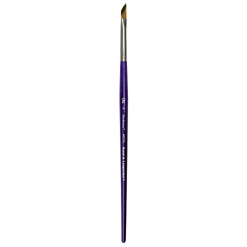 M77TL-6 Royal Moderna Triangular Brush Size 6 